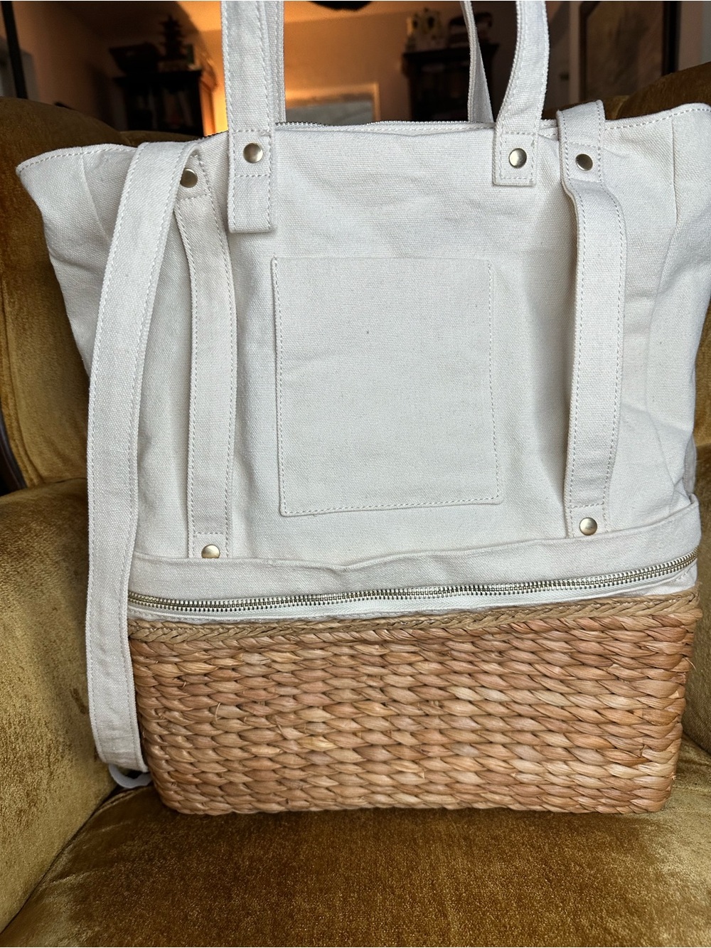l*space White Road Trippin Backpack Tote with Woven Straw Base Cooler NWOT - Picture 9 of 16